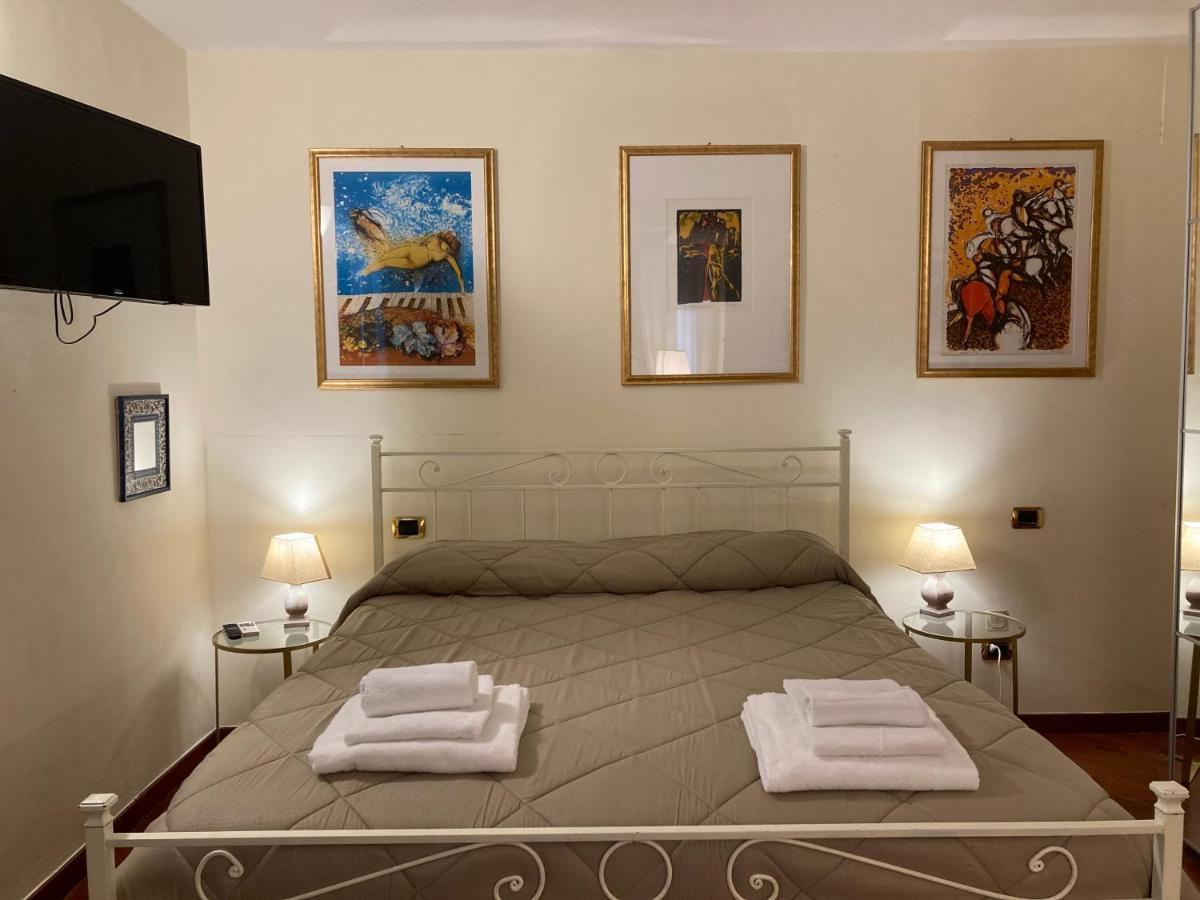 Araba Fenice Apartments - Bari Centro Exterior foto