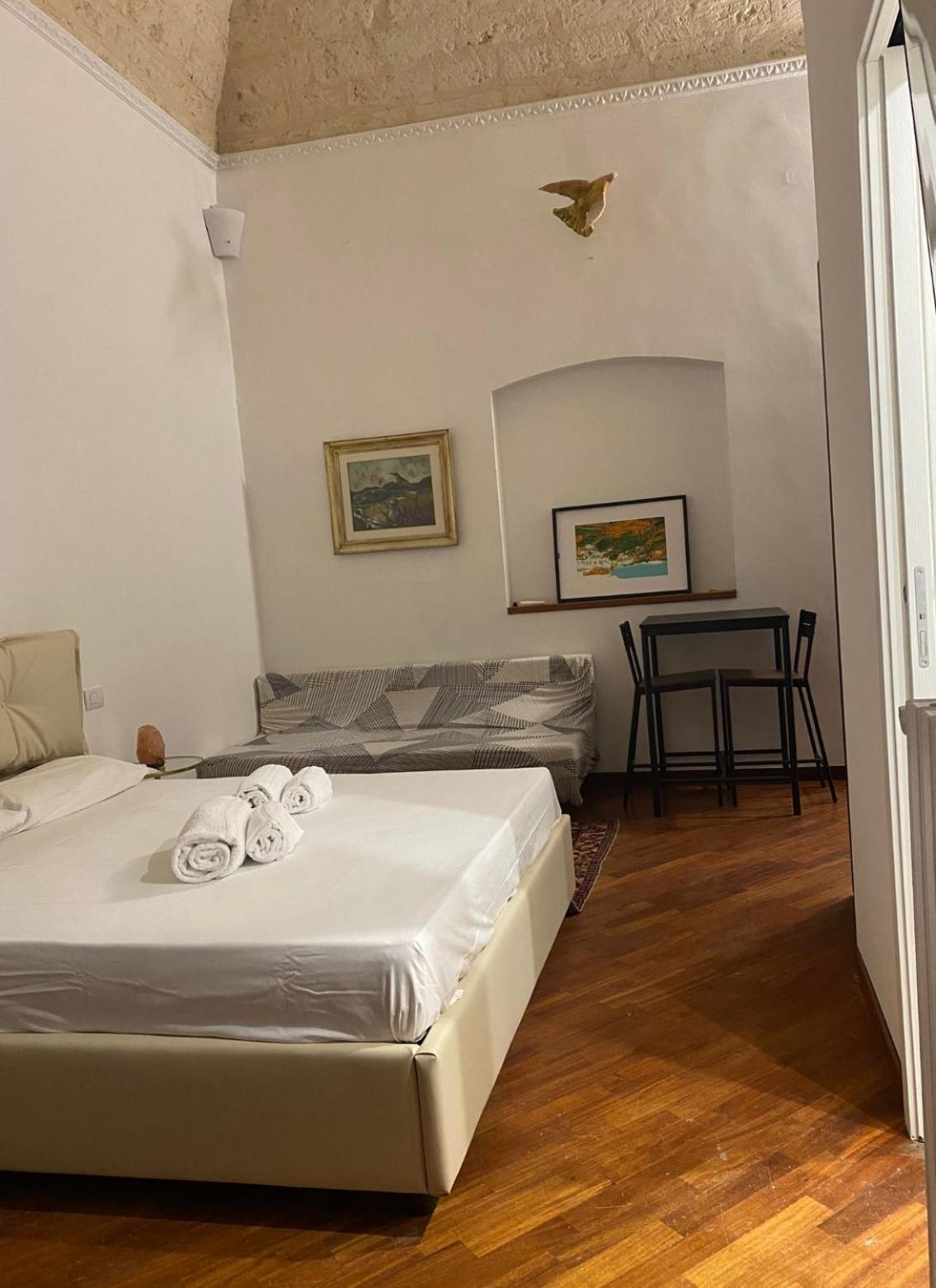 Araba Fenice Apartments - Bari Centro Exterior foto